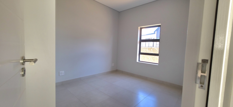 2 Bedroom Property for Sale in Hartland Lifestyle Estate Western Cape